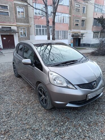 Honda: Honda Fit: 2008 г., 1.3 л, Вариатор, Бензин, Хэтчбэк