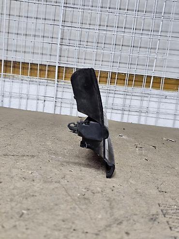 Решетки радиатора: Решетка радиатора Daihatsu 1990 г., Б/у, Оригинал — 7