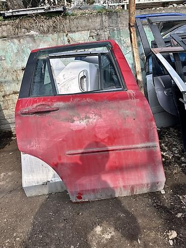 Двери и комплектующие: Дверь Комплект Suzuki, Оригинал — 9