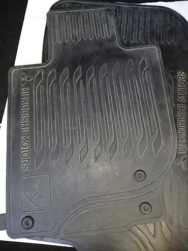 t 89: Mitsubishi motors(pajero). Ayaq altı — 2
