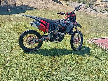 буксир: Питбайк/эндуро BOSUER (наклейки “BOSUER”, “KLX/CRF-style”), цвет — 8
