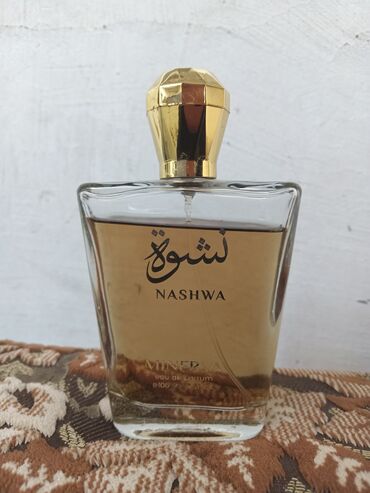 meqamor etri: Minerva Nashwa Ətir 100ml'dir az işdədilib içinə heç birşey