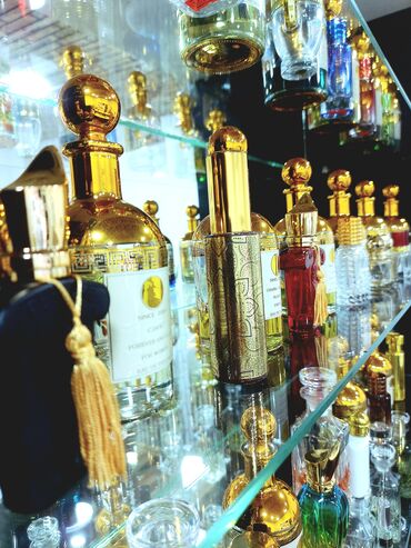 Ətriyyat: Avropanın ən gözəl delüks yağ ətirləri. Hədiyyəlik qutular — 2