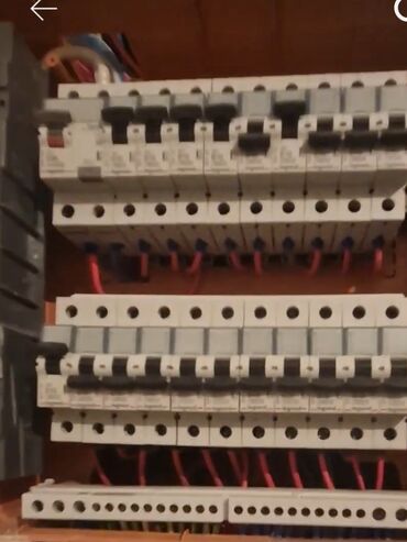 Elektrik işləri: Salam Mənzillərə obyektlərə və sair mükəmməl elektirik işi görmək — 11
