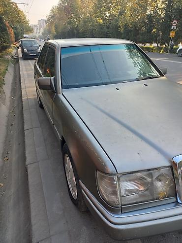 540 е34: Mercedes-Benz W124: 1992 г., 2 л, Механика, Бензин, Седан — 3