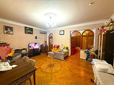 xalqlar dostluğu ev: Bakı, Bakıxanov qəs., 3 otaqlı, Köhnə tikili, 70 kv. m — 1