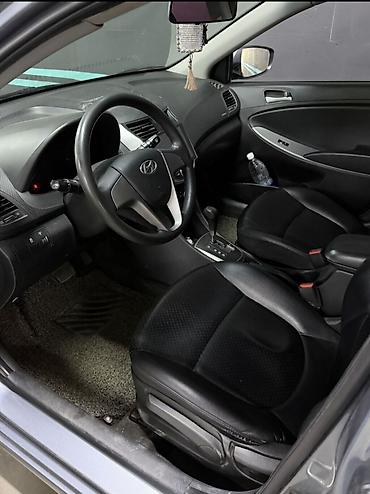 byd e1: Hyundai Accent: 2017 г., 1.6 л, Робот, Дизель, Хэтчбэк — 3