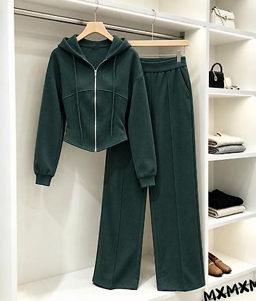 m sara pantalone: Trenerka
3100 din
Donji 112 cm
S M L XL — 10
