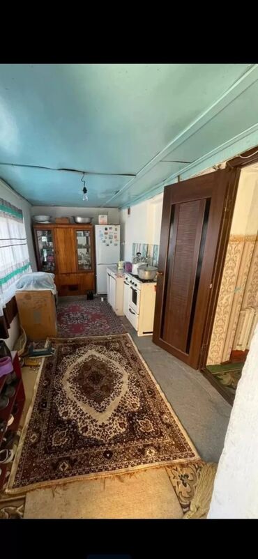 сдаю времянку без хозяина в бишкеке: 70 м², 4 комнаты, Парковка, Забор, огорожен