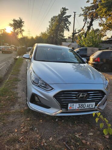 хюндай i40: Hyundai Sonata: 2018 г., 2 л, Автомат, Газ, Седан