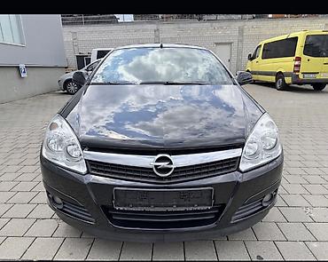 santafe 2010: Opel Astra: 1.8 l | 2010 il 105000 km Kabriolet — 1