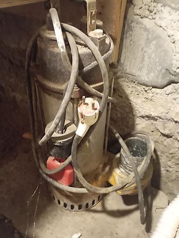 elektrik alətləri: Sənaye tipli sualtı drenaj nasosu Xüsusiyyətlər: - Brend/model — 4