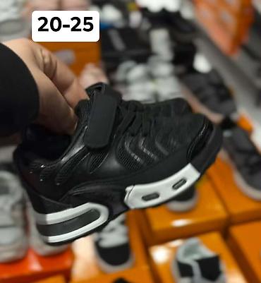 Patike: 02. Dečije patike – veličine: - 20–25 (model 1–3) - 21–25 (model 4) — 3