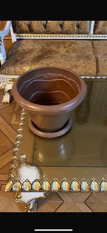 Bitkilər üçün dibçəklər: Cürbəcür fərqli dizaynda fərqli ölçüde dibçəklər aylr-ayrı və bütov -da lalafo.az — 6 Bitkilər üçün dibçəklər: Cürbəcür fərqli dizaynda fərqli ölçüde dibçəklər aylr-ayrı və bütov — 6