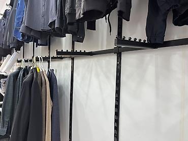 seel butik: Kişi geyim mağazası üçün vitrin və interyer avadanlıqları komplekt və — 4
