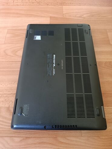 Dell: Intel Core i5, 16 GB OZU, 14 " — 10