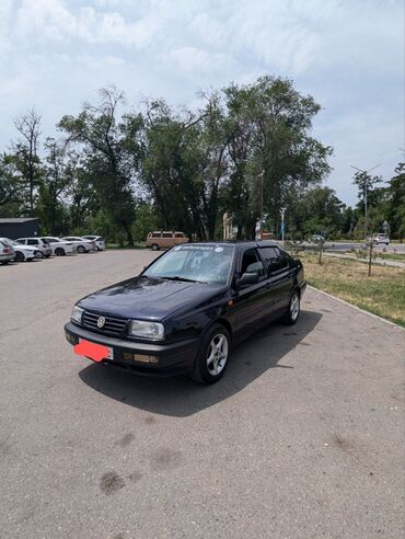 фольксваген транспортер бус: Volkswagen Vento: 1995 г., Механика, Бензин, Седан