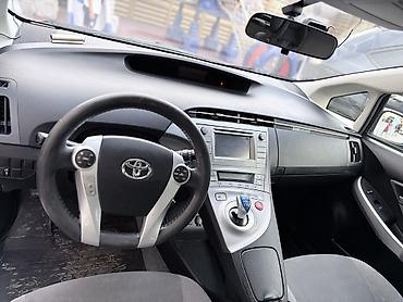 gen 2: Toyota Prius: 2013 г., Автомат, Гибрид, Хэтчбэк — 7