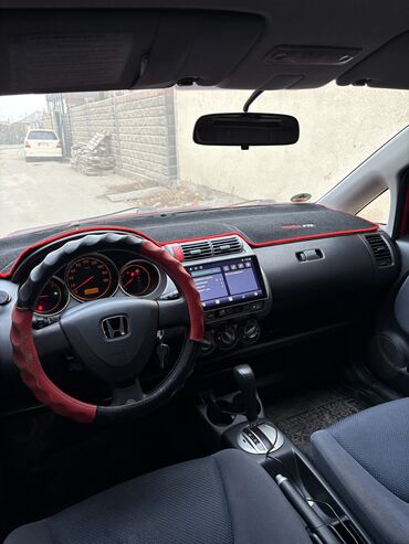 Honda: Honda Jazz: 2004 г., 1.4 л, Автомат, Бензин, Хэтчбэк — 11