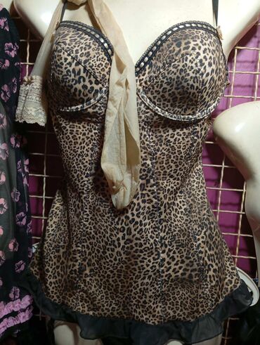 Ostali donji veš: Bebidol, bodi, komplet brushalter i gaćice, pet vrste korseta, dva — 5