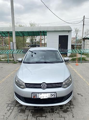 аккура: Volkswagen Polo: 2013 г., 1.6 л, Механика, Бензин, Седан — 4
