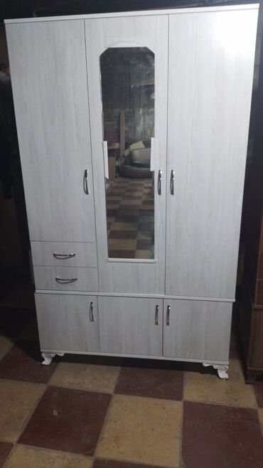 Dolablar: Yeni, 3 qapılı Düz dolab, Dolab-asılqan, Türkiyə -da lalafo.az — 6 Dolablar: Yeni, 3 qapılı Düz dolab, Dolab-asılqan, Türkiyə — 6