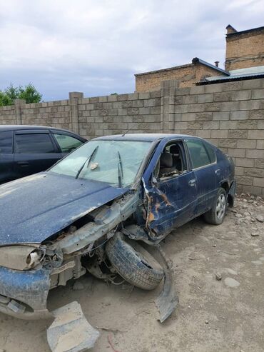 nissan 240sx: Продаётся автомобиль Nissan Primera. Автомобиль синего цвета, имеет