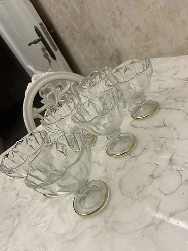 Tort və şiriniyyat qabı, rəng - Qızılı, Şüşə lalafo.az -da Tort və şiriniyyat qabı, rəng - Qızılı, Şüşə