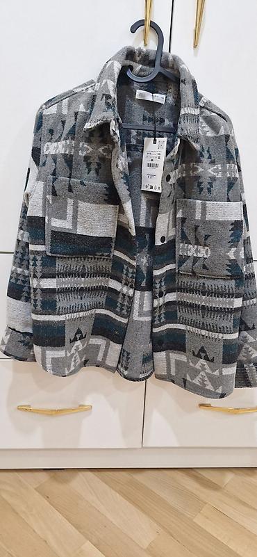 Üst geyimləri: ZARA uşaq overshirt/jaket - Ölçü: 9–10 yaş (140 sm) — etiket üzərində — 2