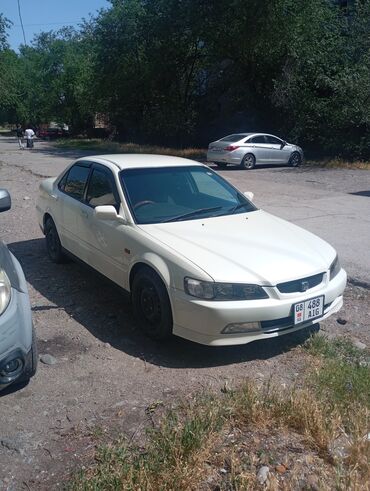 Honda: Honda Accord: 2001 г., 1.8 л, Автомат, Бензин, Седан