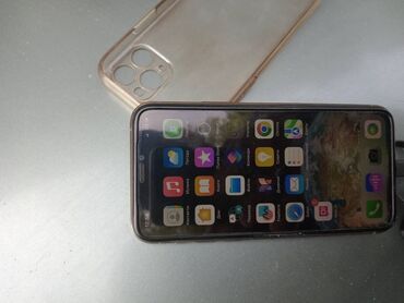 кадамжайда: IPhone 11 Pro, Колдонулган, 64 ГБ, Алтын, Кулакчындар, Заряддоочу түзүлүш, Коргоочу айнек, 71 %