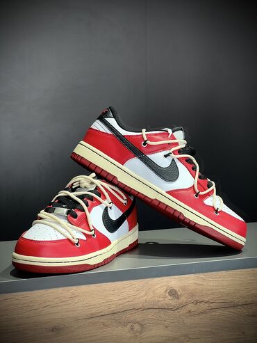 Кроссовки и спортивная обувь: Nike nk Dunk low Emb Красные Очень крутые кеды off white Для тех