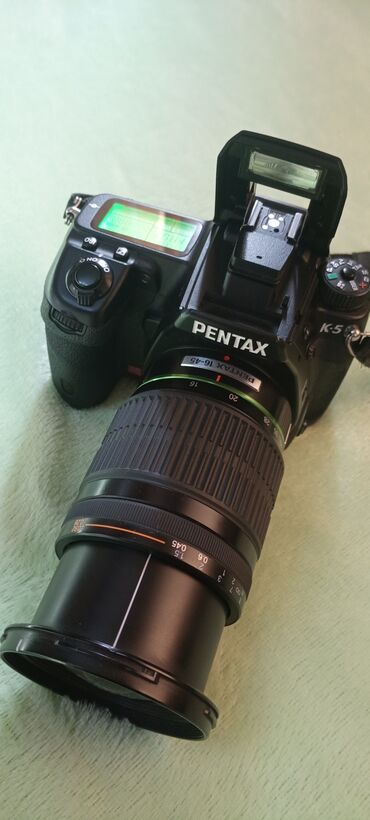 компютер комплект: Зеркальная камера Pentax K-5 с универсальным зум-объективом Pentax