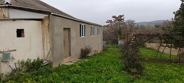 Həyət evləri və villaların satışı: 4 otaqlı, 12 kv. m, Orta təmir — 5