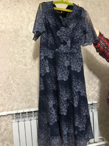 платья 52: Вечернее платье, Пышное, Длинная модель, Фатин, Без рукавов, L (EU 40), XL (EU 42)