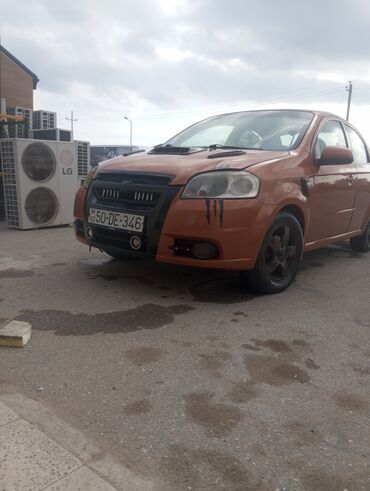 Chevrolet: Chevrolet Aveo: 1.4 l | 2007 il 2658909 km Sedan — 3