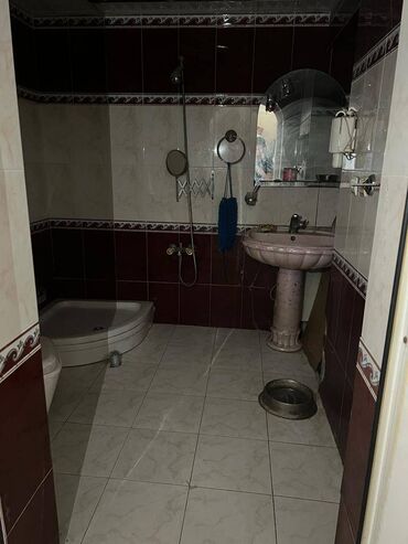 Köhnə tikili: Bakı, 5 otaqlı, Köhnə tikili, m. Gənclik, 150 kv. m — 28