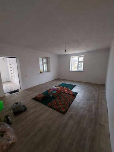 сдаётся дом ак ордо: 35 м², 3 комнаты, Парковка, Забор, огорожен
