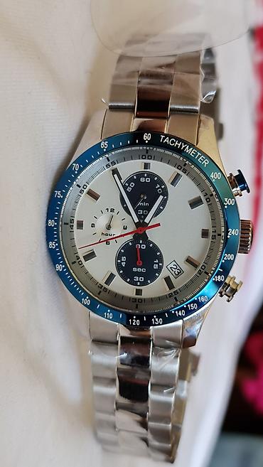 seiko sat: Sportski ručni sat sa hronograf stilom i tahimetarskom skalom - — 10