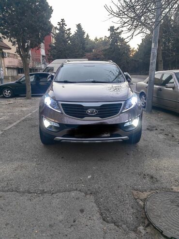 Kia: Kia Sportage: 0.2 l | 2011 il