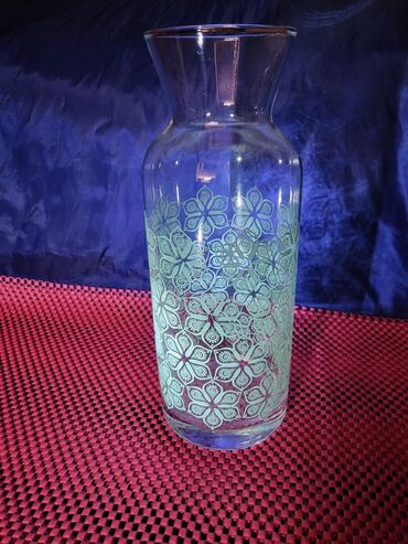 Ostalo posuđe: Vaza nova,vintaz staklena. Vaza je bez ostecenja,sve na vazi odsjaj — 3