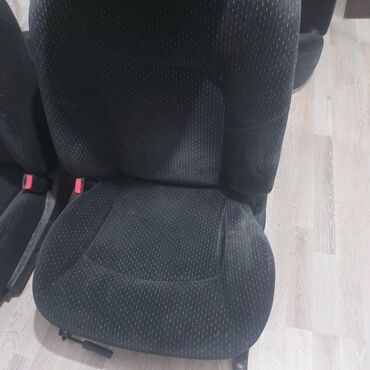 Другие автозапчасти: Hyundai Sonata 2002 жыл 
2 литр автомат коробка 
Мотор заводской газ — 6