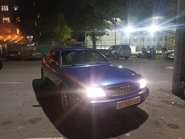 советский машина: Audi A6: 1995 г., 2 л, Механика, Бензин, Седан