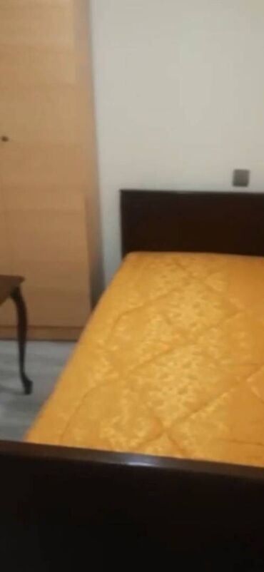 Uzunmüddətli kirayə mənzillər: Tibb Universitetin yanı 2 otağa düzəlmə mənzil əşyalı kirayə — 2