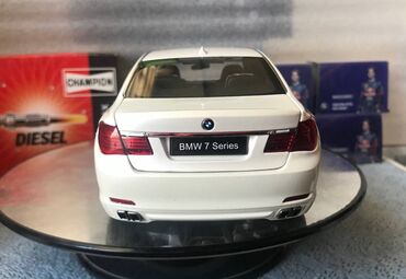 Avtomobil modelləri: BMW, 2011 il, 1:18, Dəmir, Ödənişli çatdırılma — 19