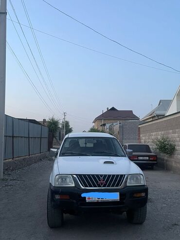 mitsubishi pajero машина: Mitsubishi L200: 2002 г., 2.5 л, Механика, Дизель, Внедорожник