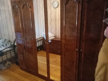 Матрасы: Распашной, 6 дверей Прямой шкаф, Гардеробный шкаф