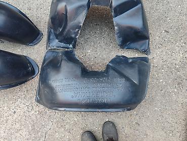 Ostali auto-delovi: Korube, plasticne obloge Lada 7 Riva. Polovno, ocuvano. Originalno — 11