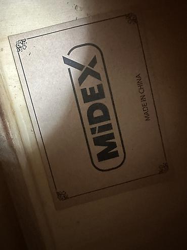 zeng ucun gitara: Klassik akustik gitara – Midex - Brend/model: Midex (etiket “Made in — 4
