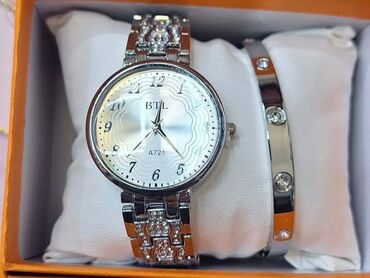 Setovi nakita: Ženski setovi 💫 Sat i narukvica po super ceni 2200 dinara 💫
SN💫 — 14